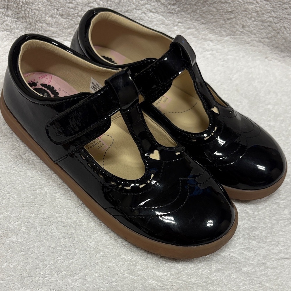 Livie & Luca Black Patent Leather t-strap girls shoes size 2